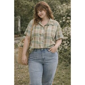 Basic Editions Women 1X Plaid Button Down Shirt Green Tan Blue 100% Cotton Top